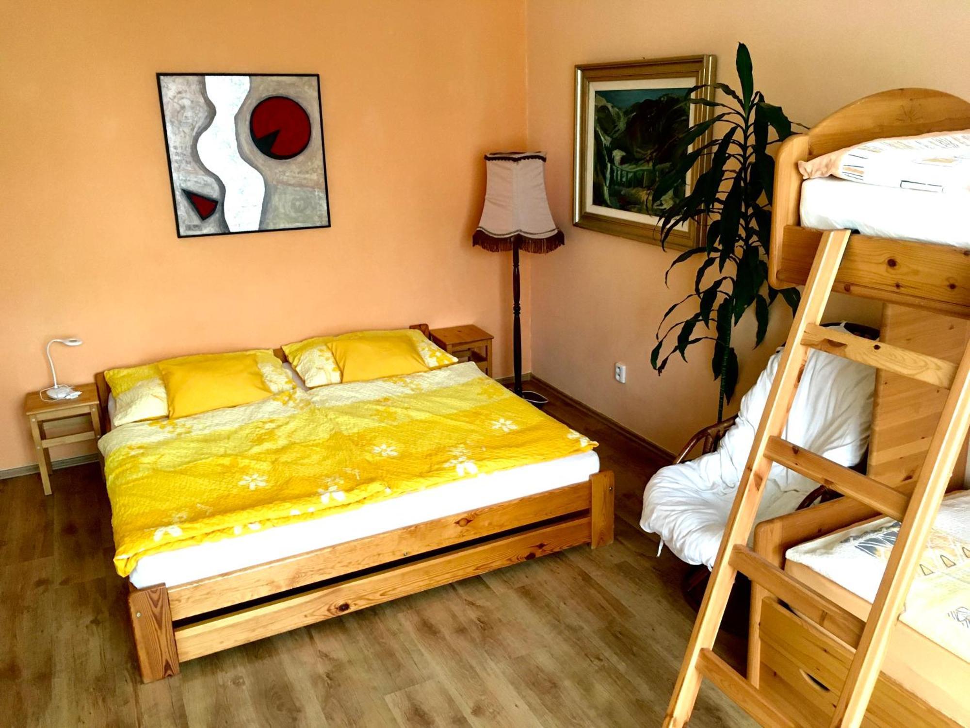 Apartman Flora Όλομουτς Εξωτερικό φωτογραφία