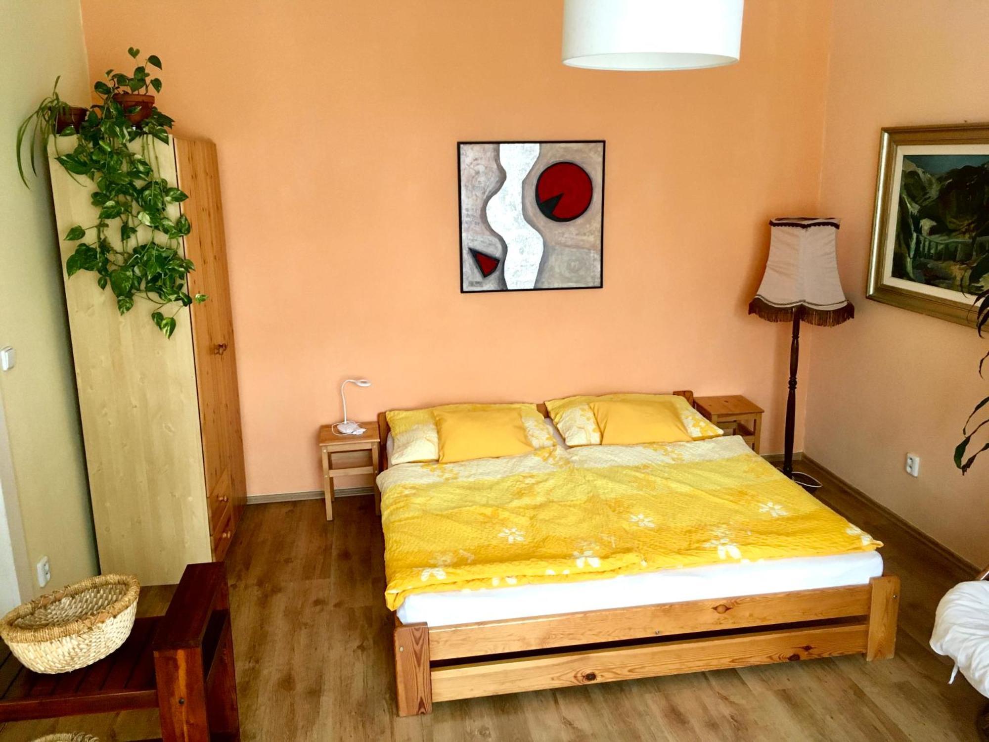 Apartman Flora Όλομουτς Εξωτερικό φωτογραφία